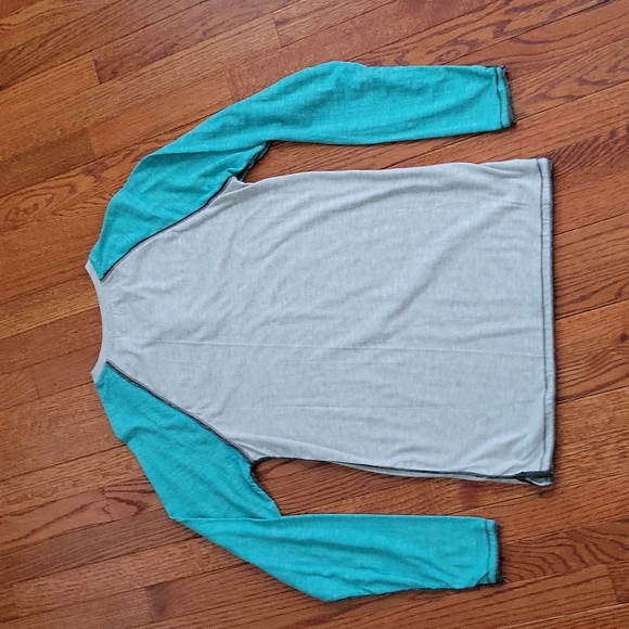 Mens BKE medium henley - Picture 4 of 4